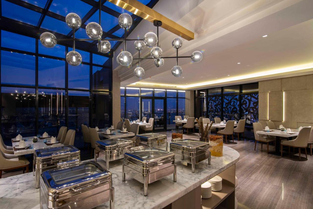 Waw Hotel Suites King Abdullah Road Ar Riyad Esterno foto