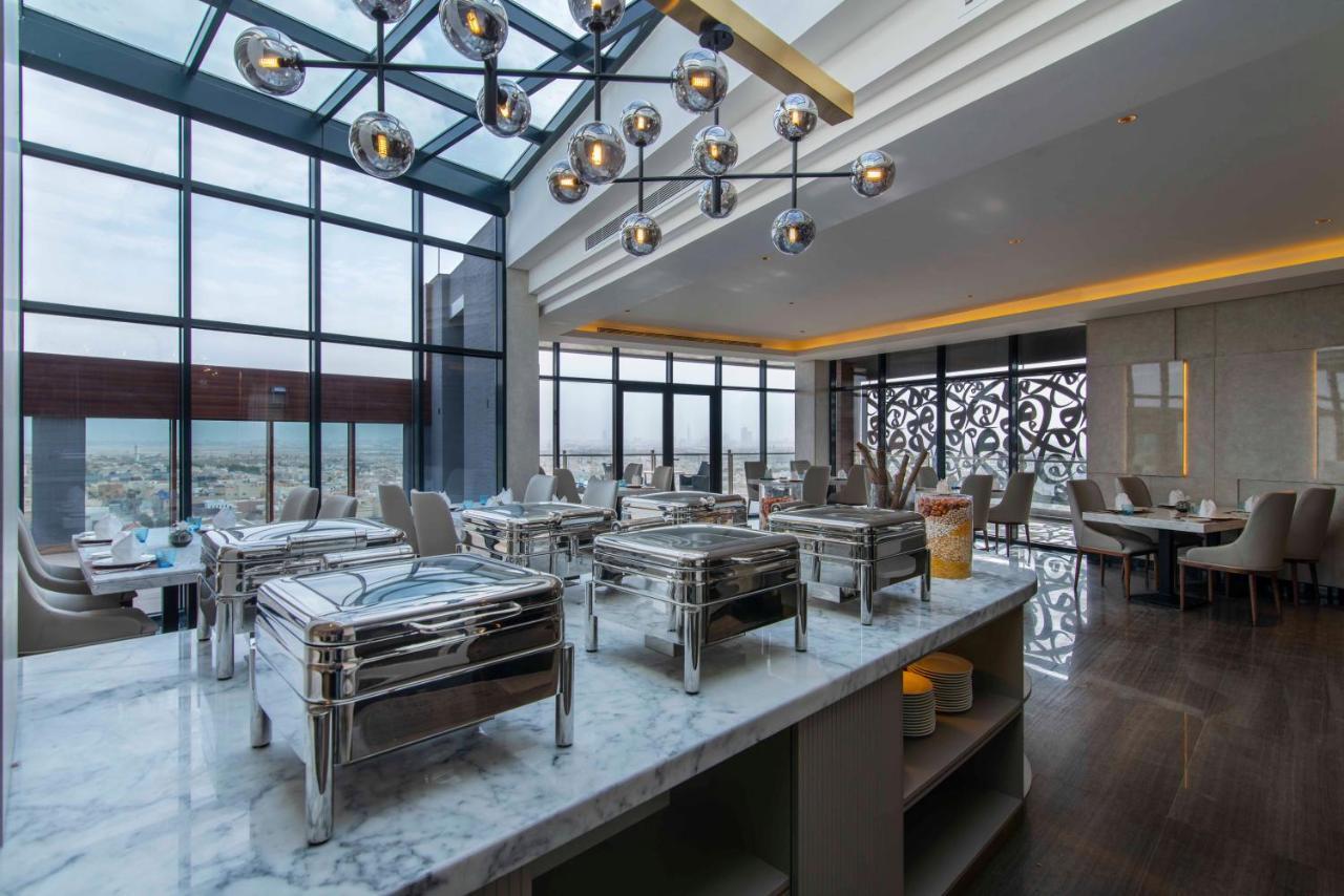 Waw Hotel Suites King Abdullah Road Ar Riyad Esterno foto