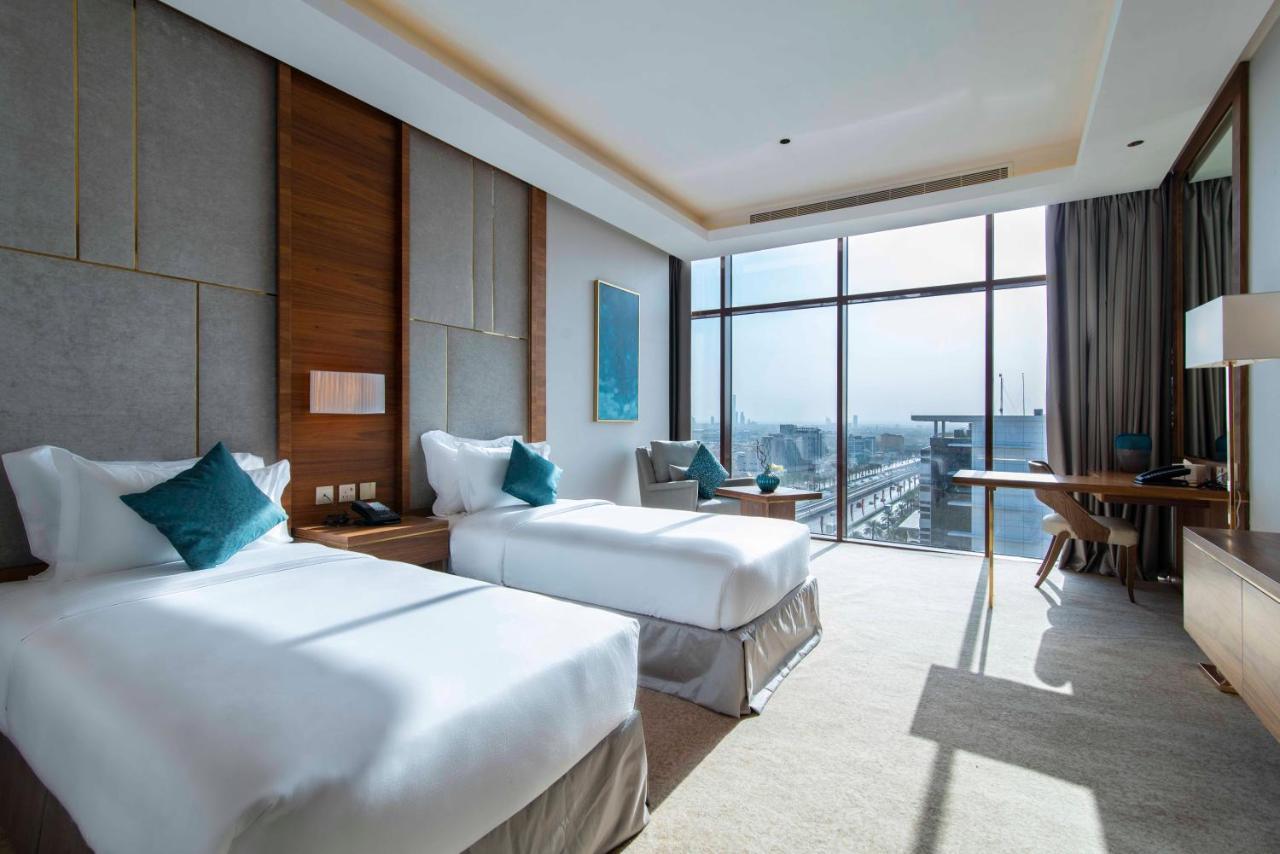Waw Hotel Suites King Abdullah Road Ar Riyad Esterno foto